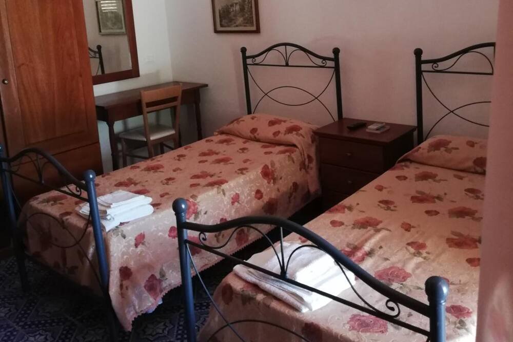 Photo of Bedroom in Leni