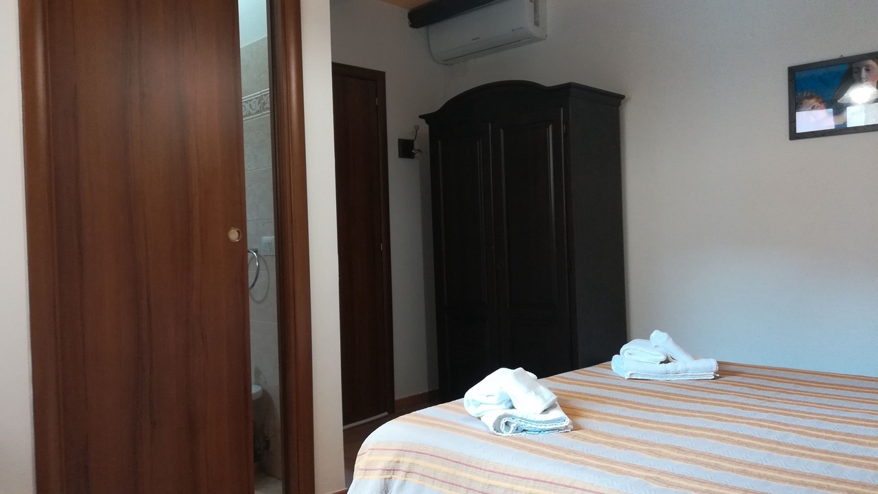 Photo of Bedroom in Scilla