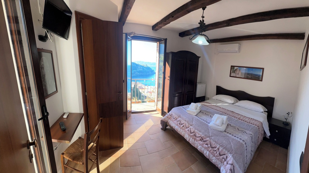 Photo of Patio Balcony in Scilla