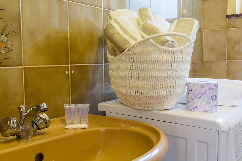 Photo of Bathroom in Motta Camastra