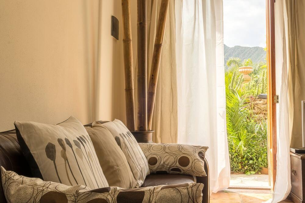 Photo of Livingroom in Motta Camastra
