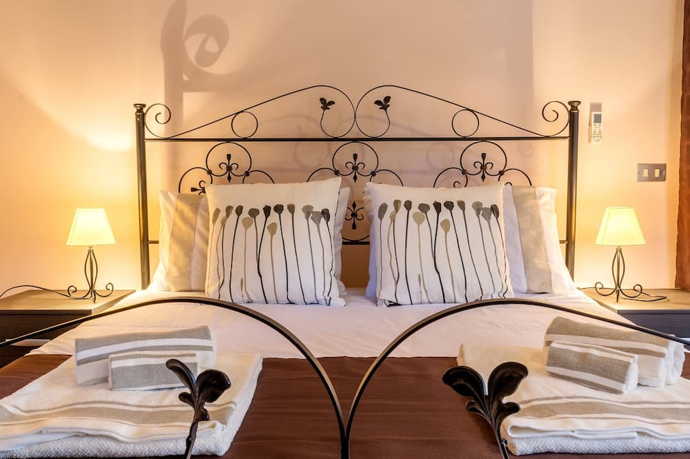Photo of Bedroom in Motta Camastra