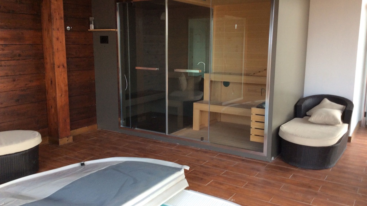 Photo of Bedroom in Naro