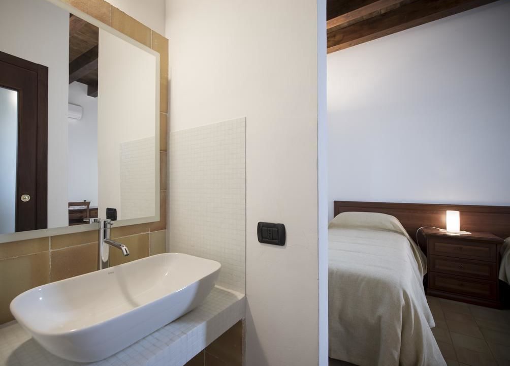 Photo of Bathroom in Naro