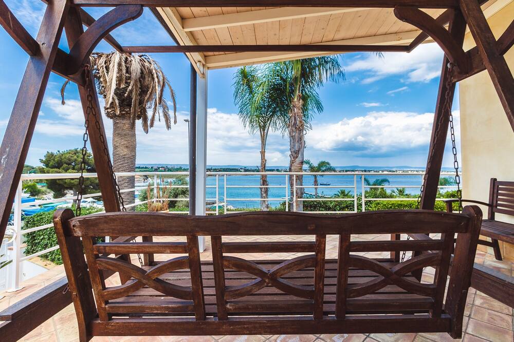 Photo of Patio Balcony in Isola
