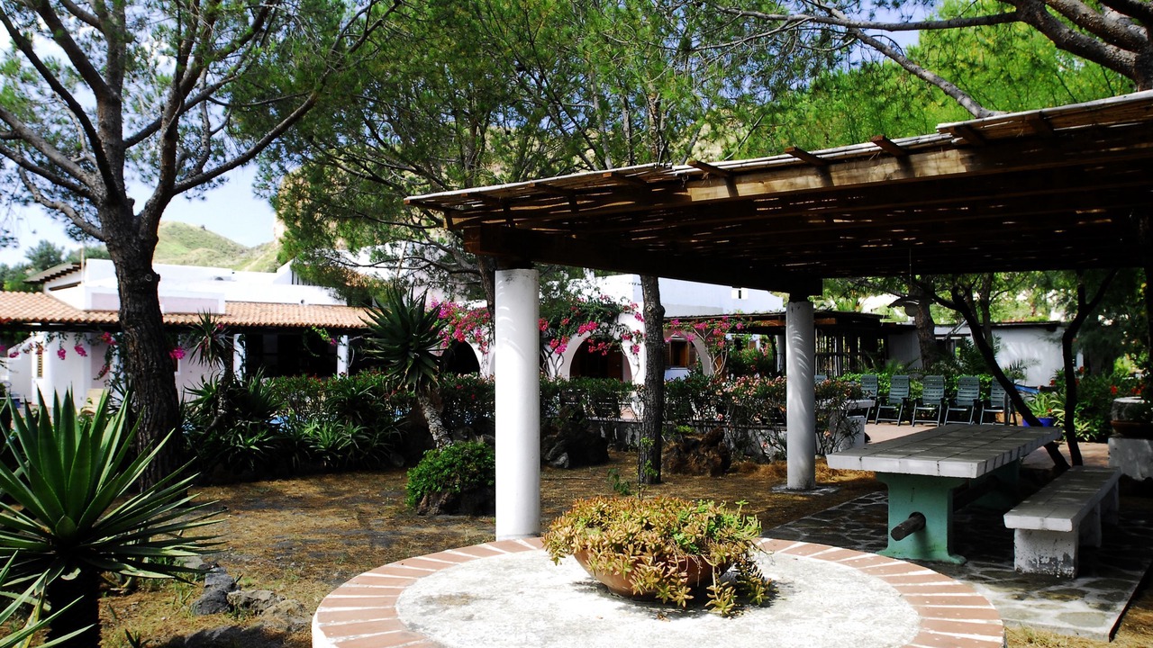 Photo of Outdoor in Vulcano Porto