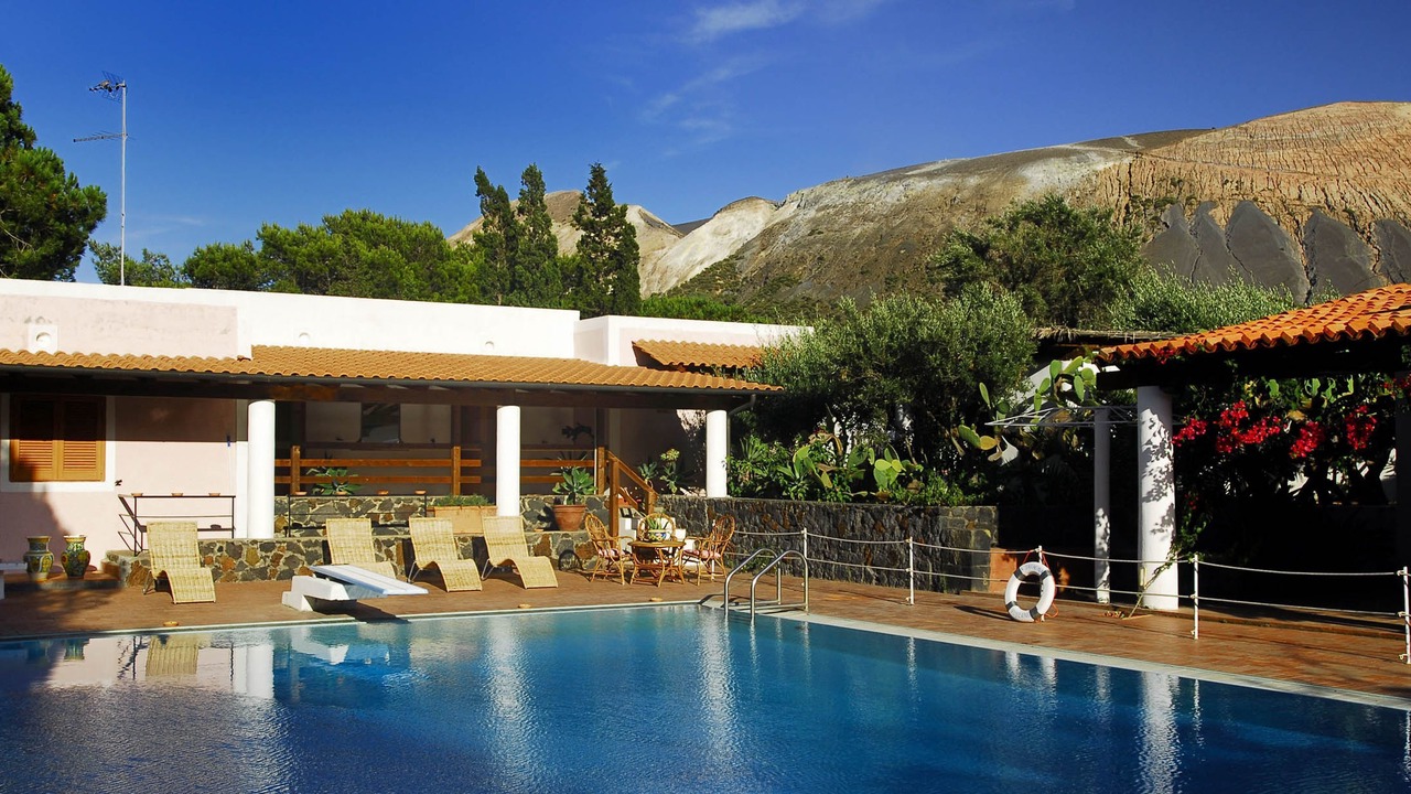 Photo of Outdoor in Vulcano Porto