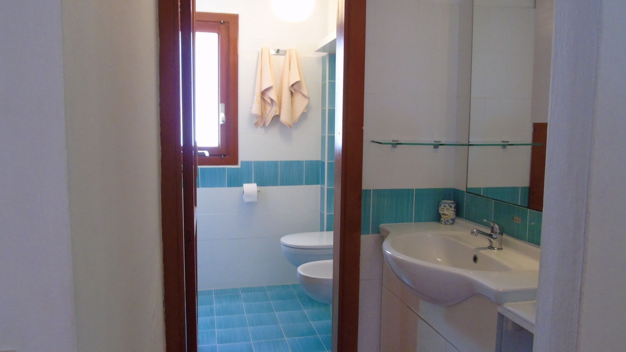 Photo of Bathroom in Vulcano Porto