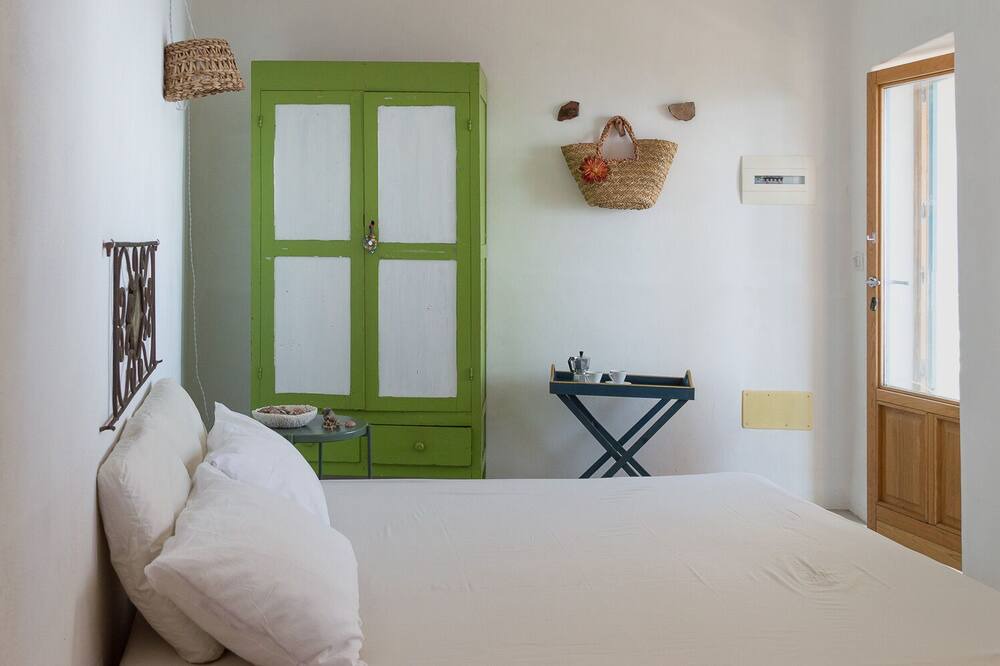 Photo of Bedroom in Filicudi