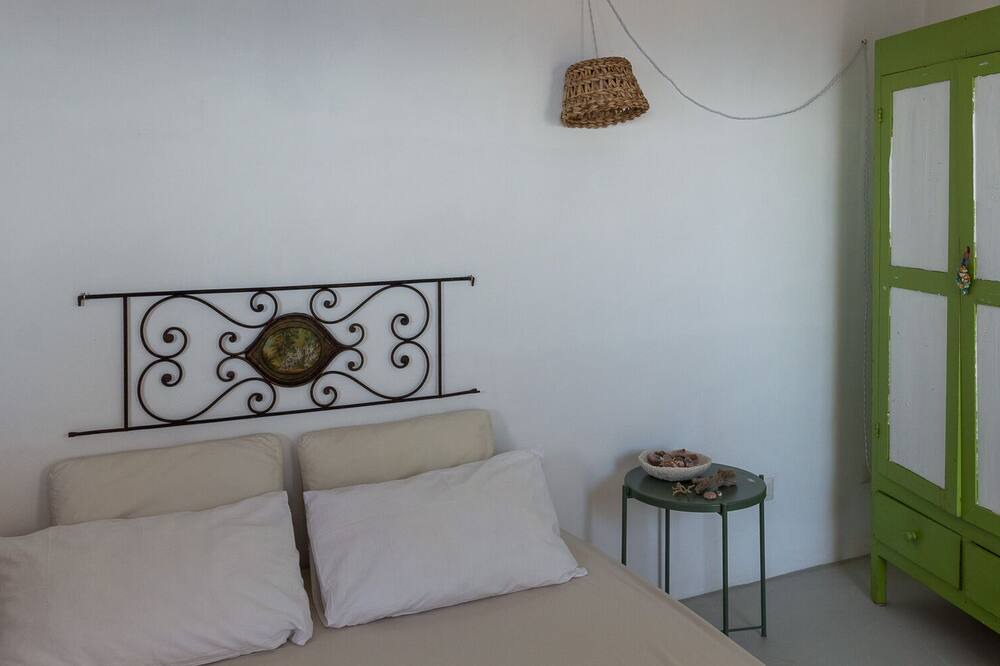 Photo of Bedroom in Filicudi