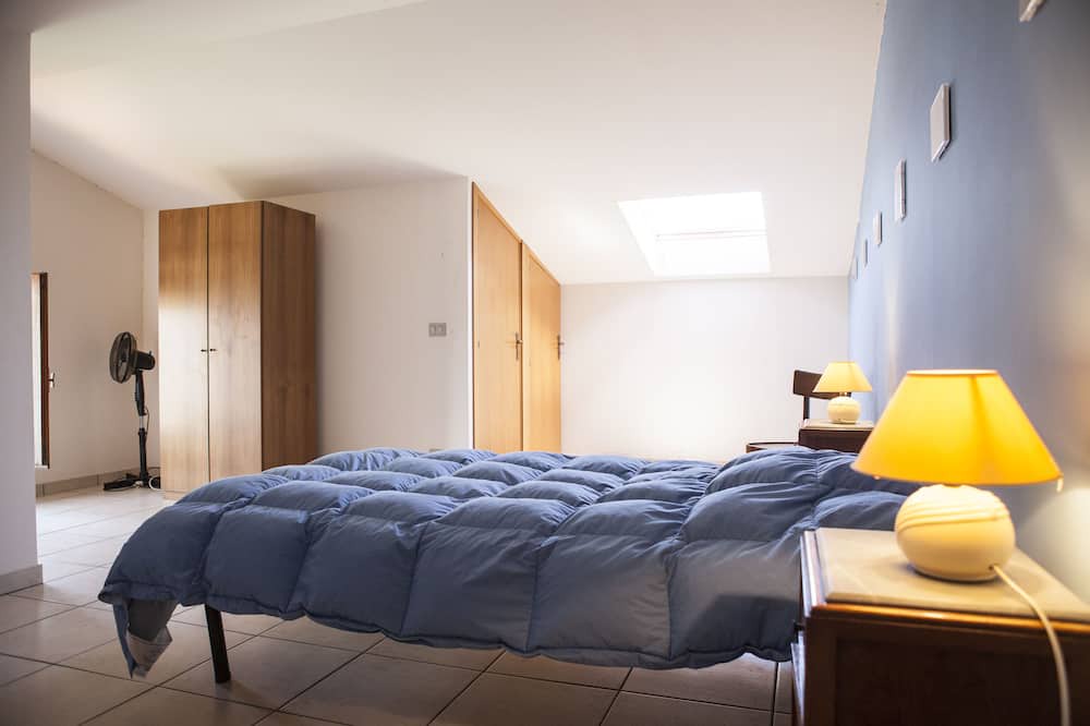 Photo of Bedroom in Archi
