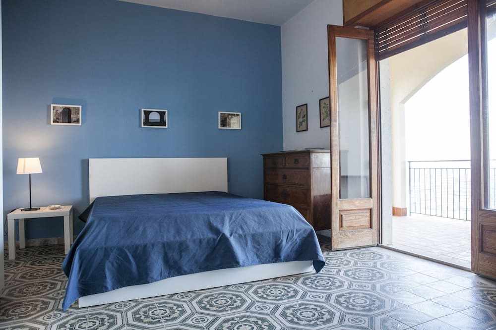 Photo of Bedroom in Archi