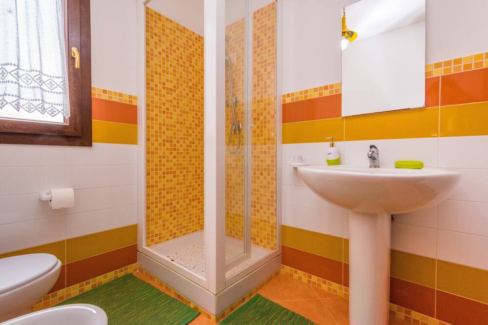 Photo of Bathroom in Gorgo Lungo