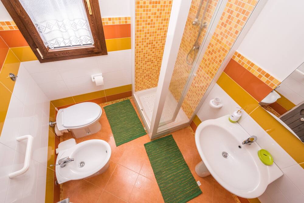 Photo of Bathroom in Gorgo Lungo