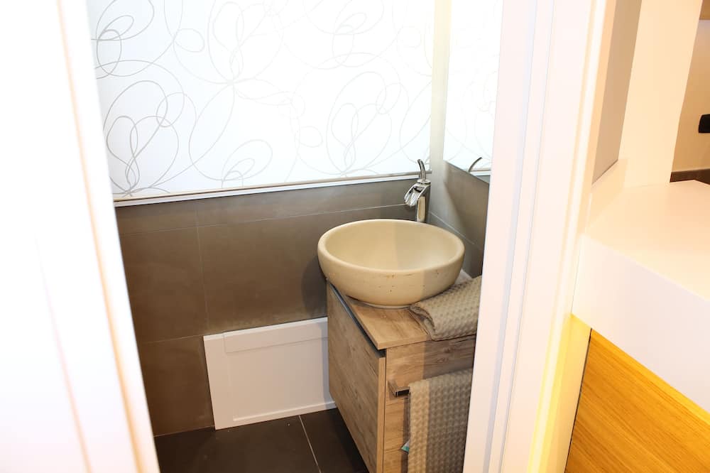 Photo of Bathroom in Capaci