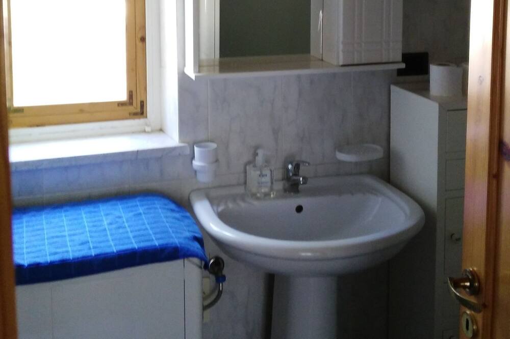 Photo of Bathroom in Trabia