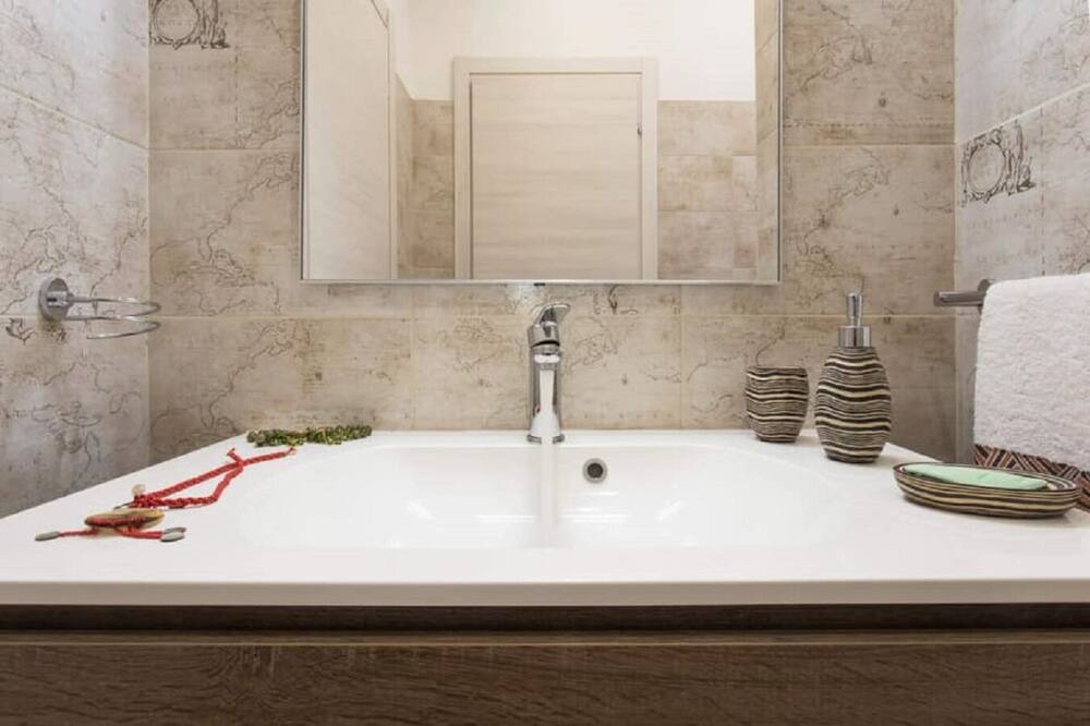 Photo of Bathroom in Santa Lucia