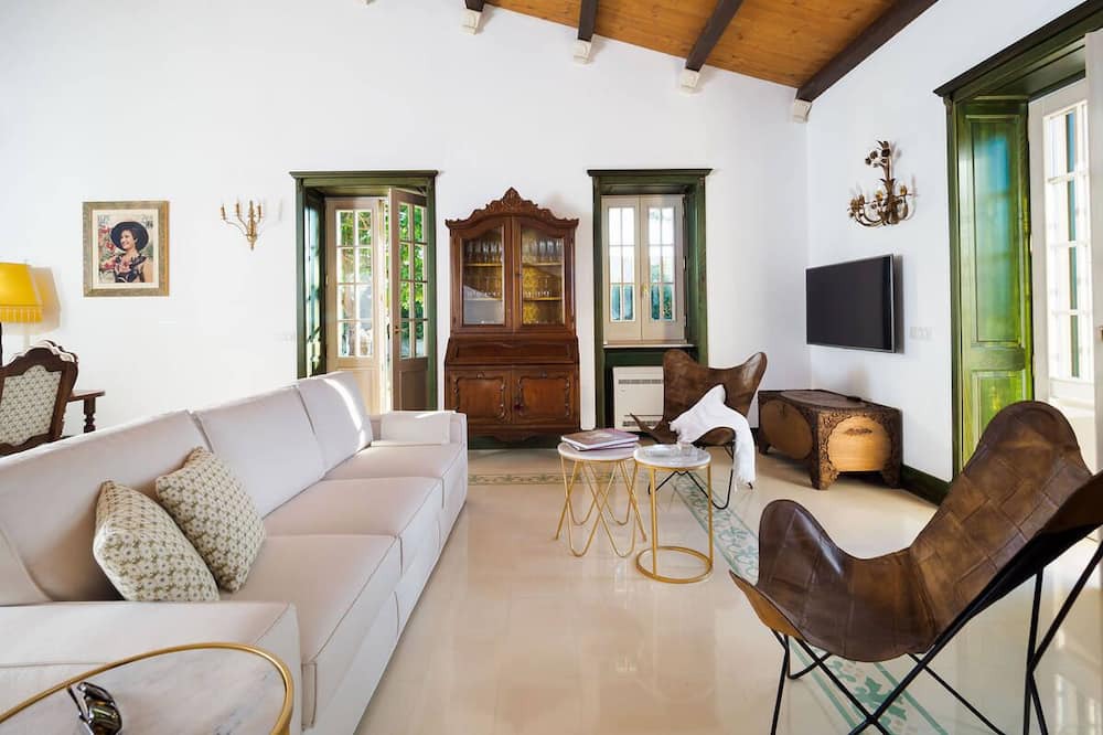 Photo of Livingroom in Fontane Bianche