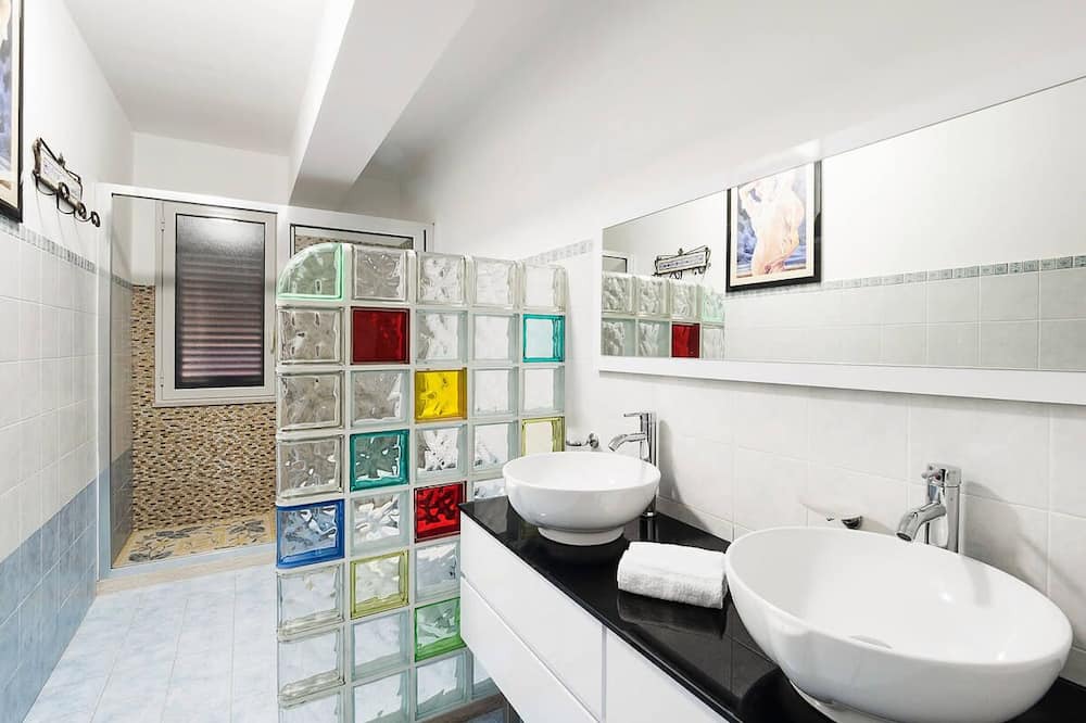 Photo of Bathroom in Letojanni