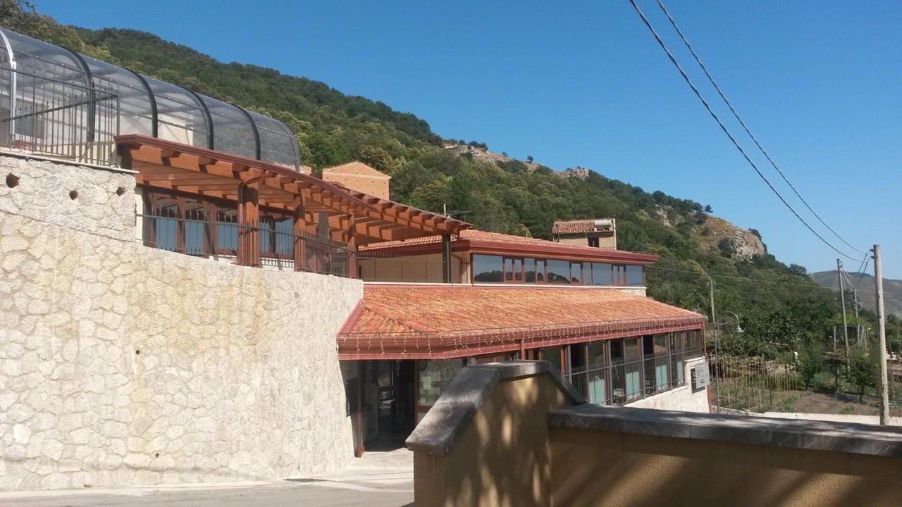 Photo of Outdoor in Longi