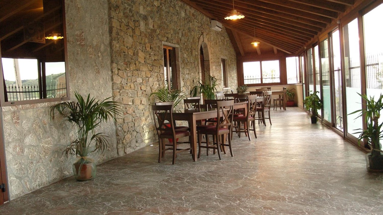 Photo of Outdoor in Longi