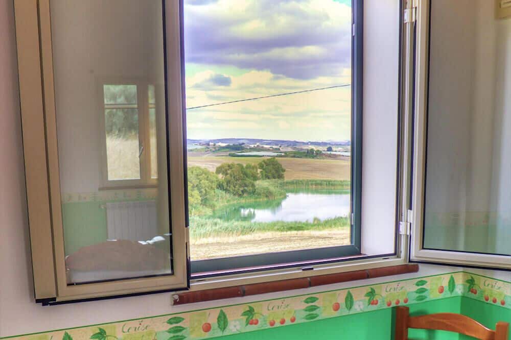 Photo of Bedroom in Naro