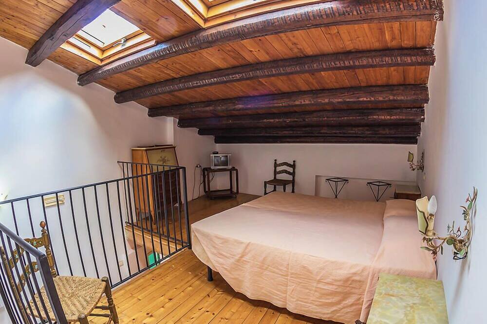 Photo of Bedroom in Naro