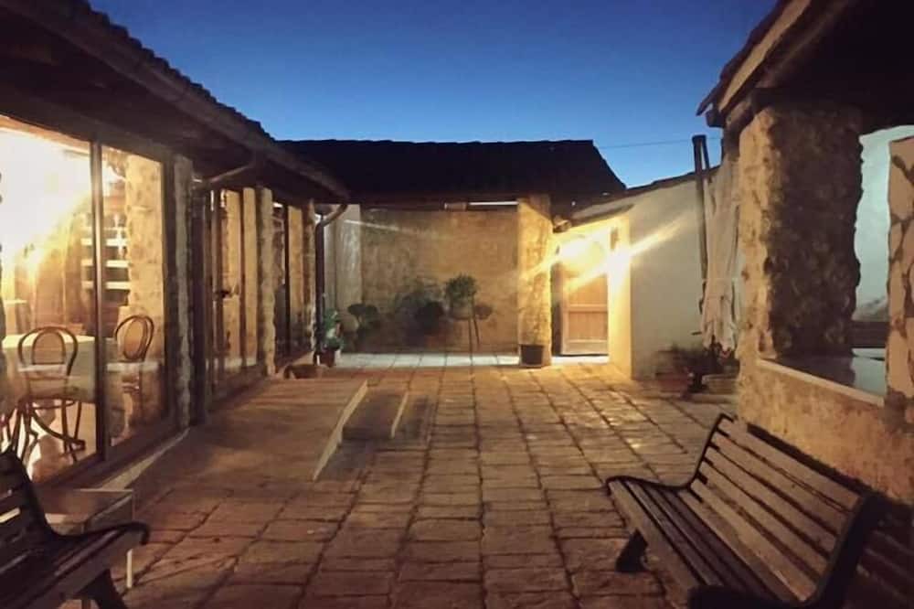 Photo of Outdoor in Naro