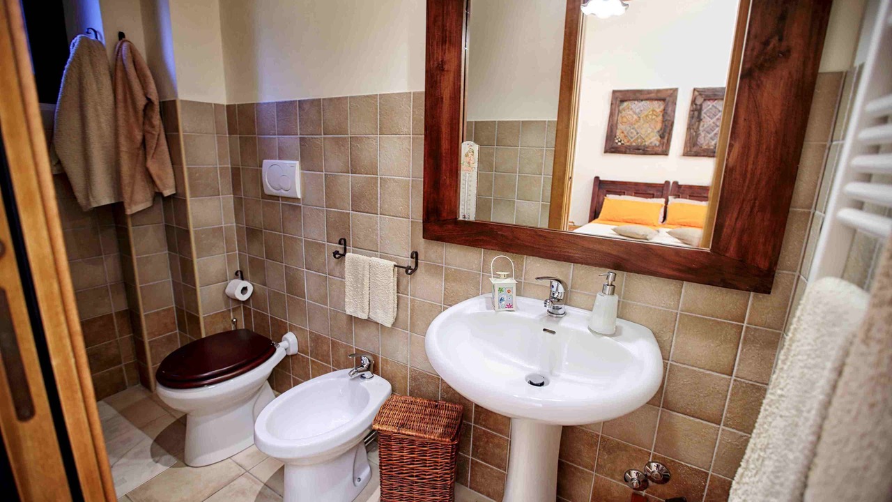 Photo of Bathroom in Locri