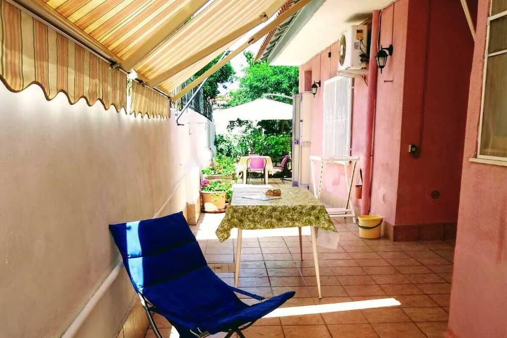Photo of Patio Balcony in Tiche