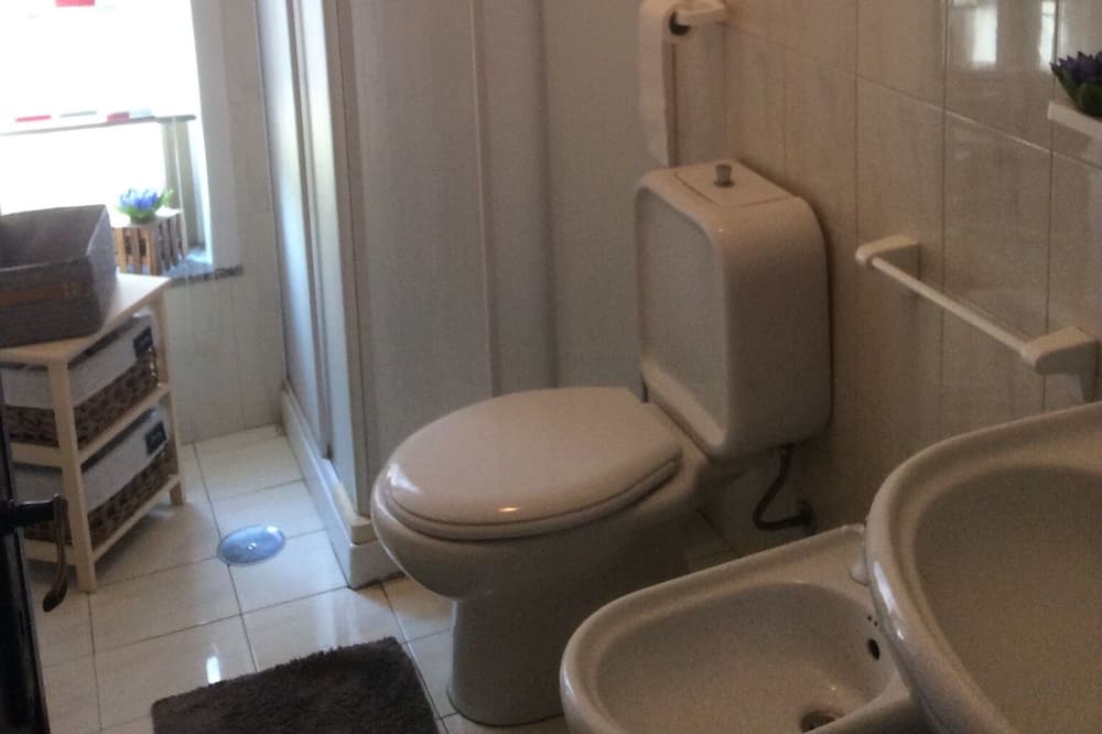 Photo of Bathroom in Torre Archirafi