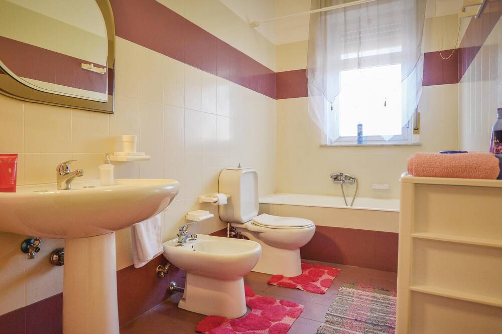Photo of Bathroom in Giarre