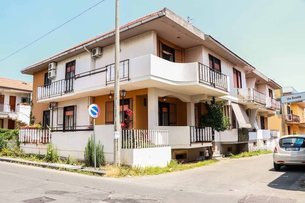Photo of Outdoor in Torre Archirafi