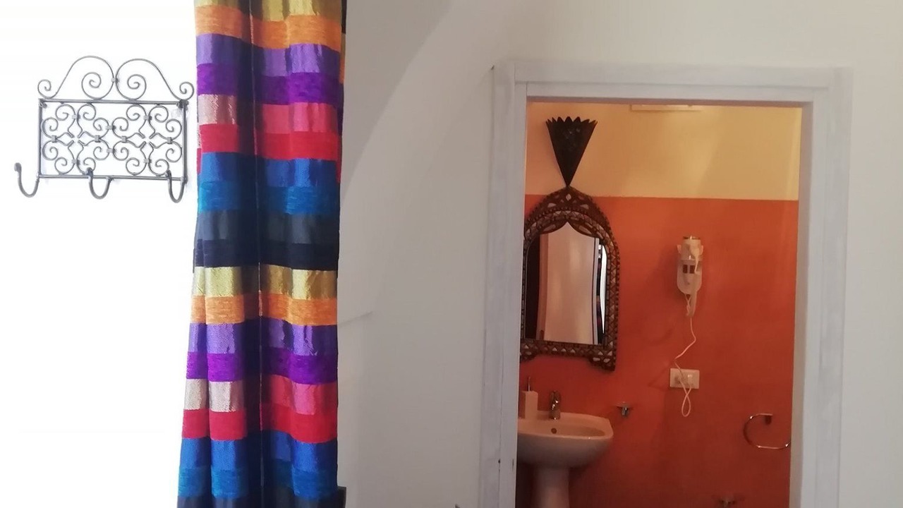 Photo of Bathroom in Pantelleria
