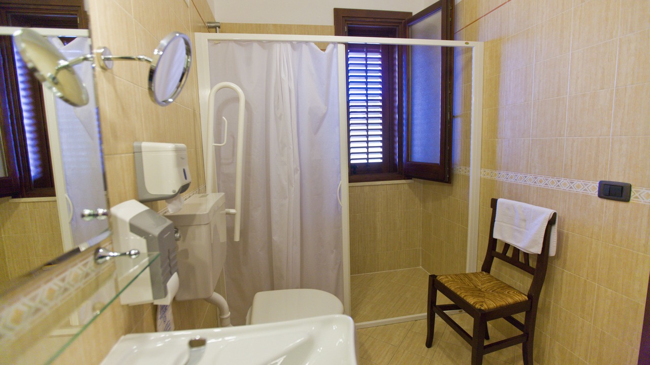 Photo of Bathroom in Paparella