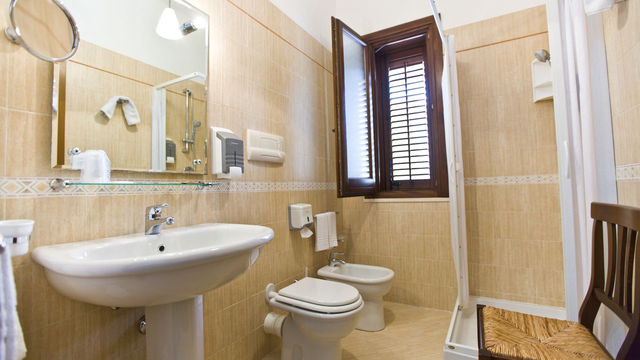 Photo of Bathroom in Paparella