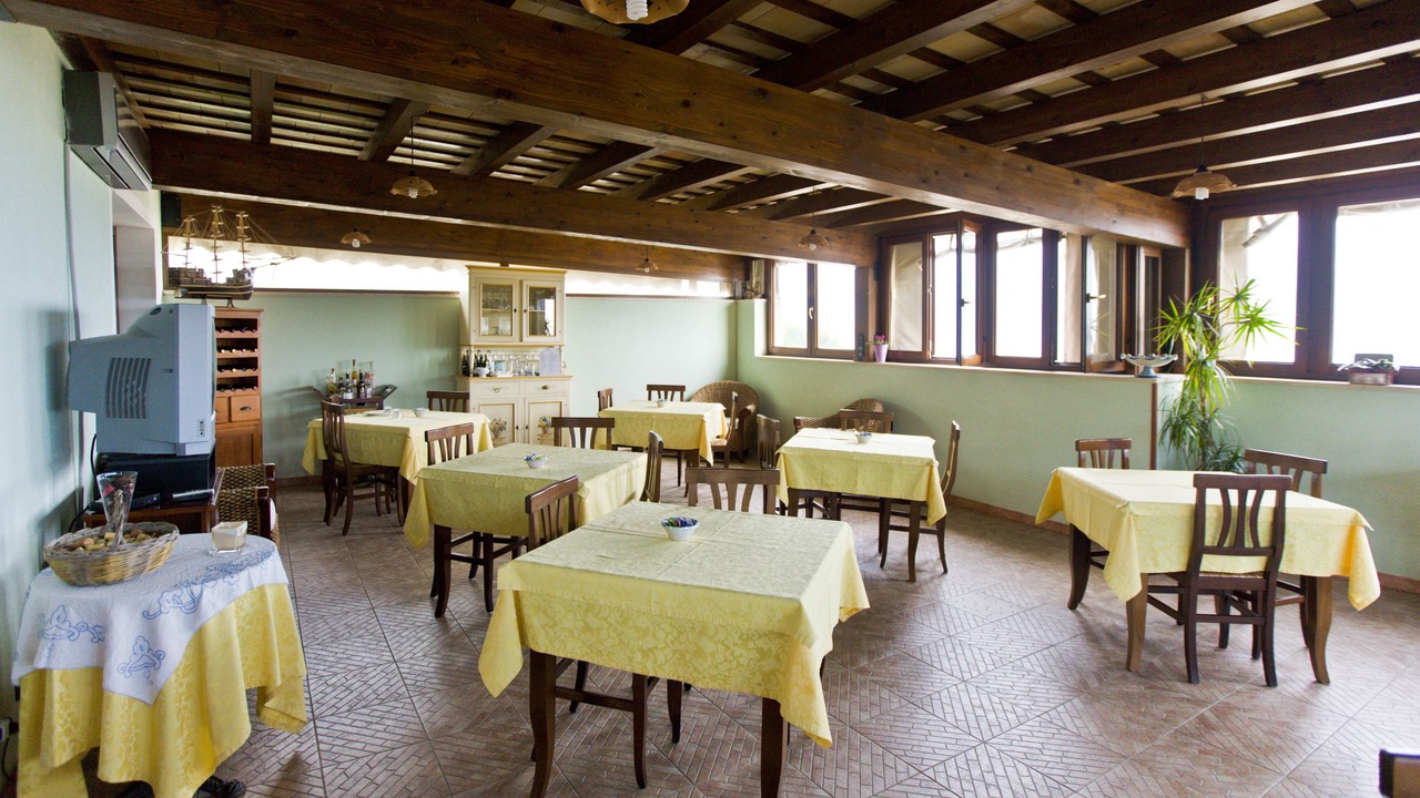 Photo of Others in Paparella