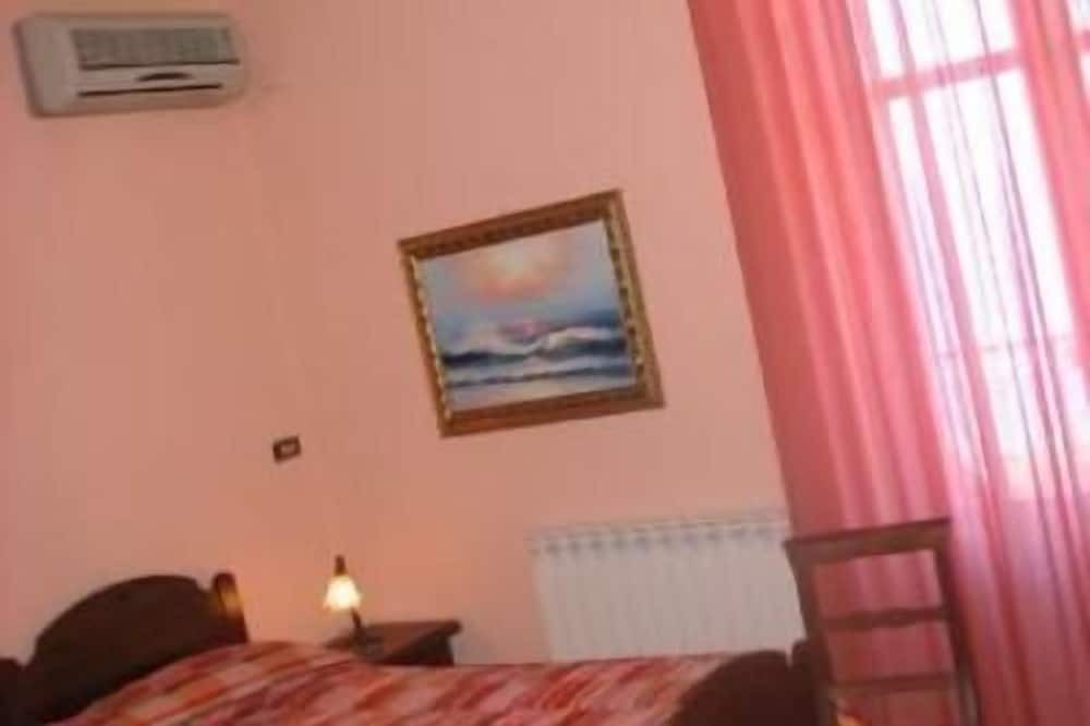 Photo of Bedroom in Piraino