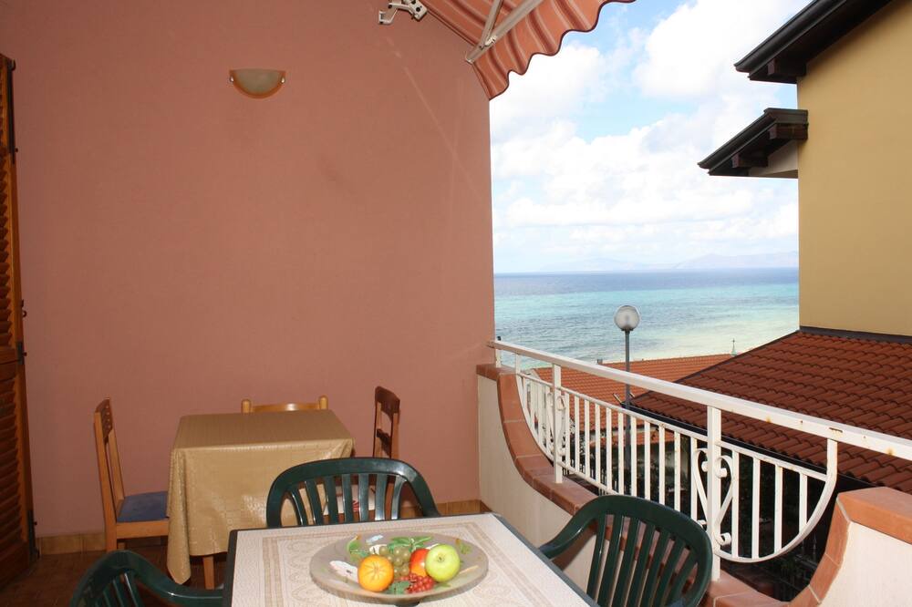 Photo of Outdoor in Piraino