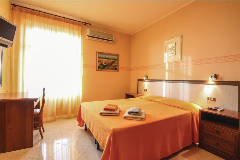 Photo of Bedroom in Piraino
