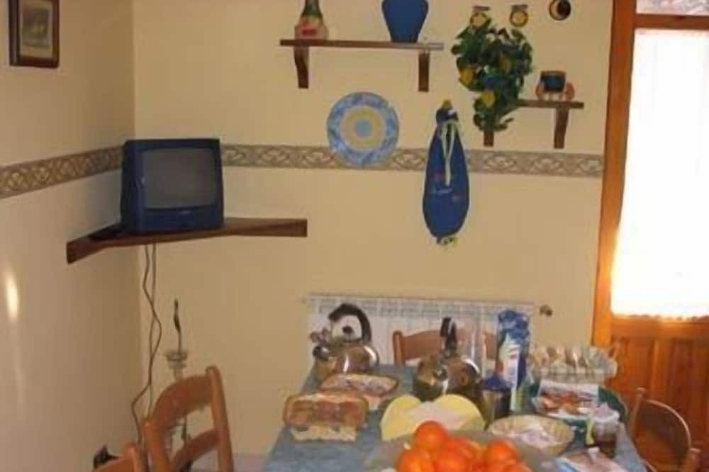 Photo of Livingroom in Piraino