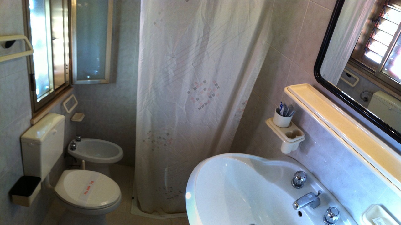 Photo of Bathroom in Comiso