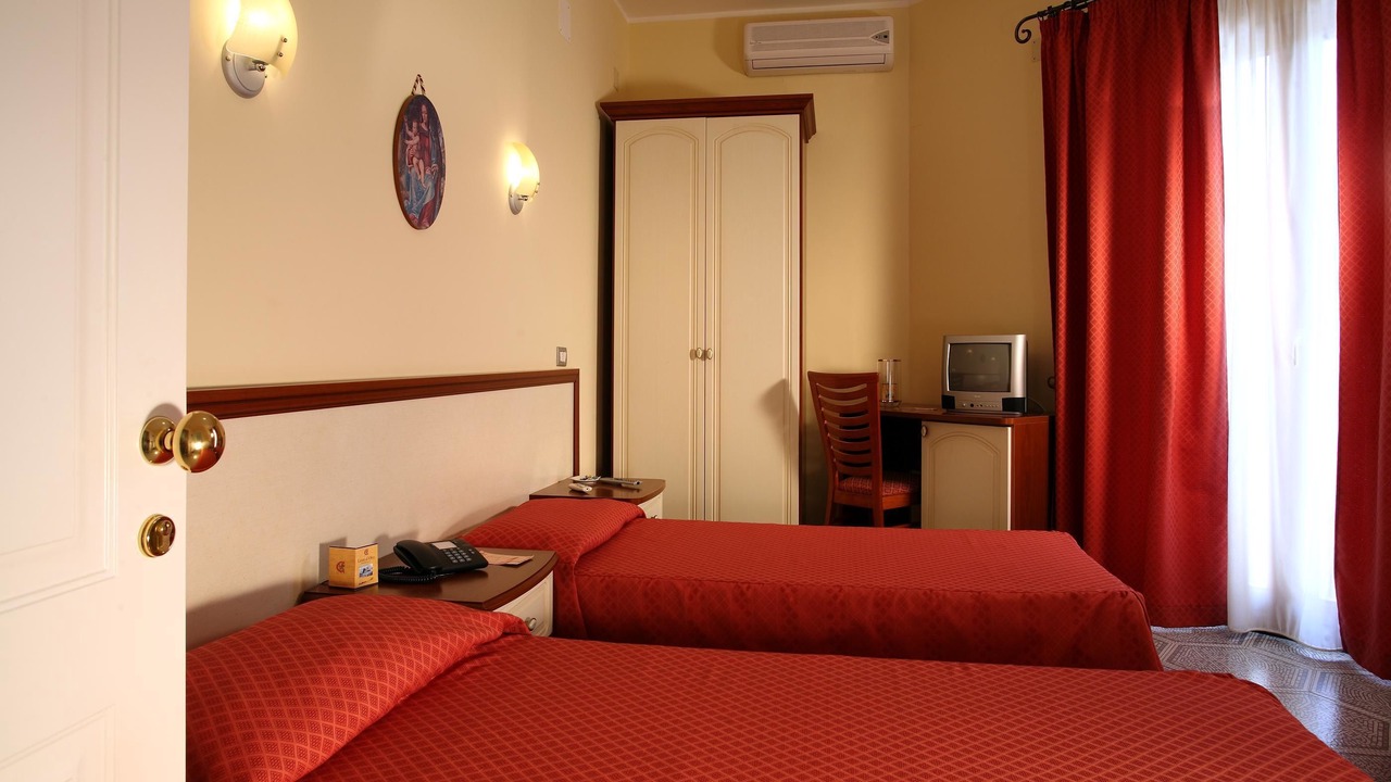 Photo of Bedroom in Corleone