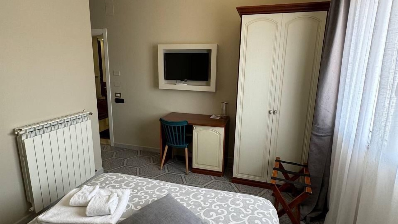 Photo of Bedroom in Corleone