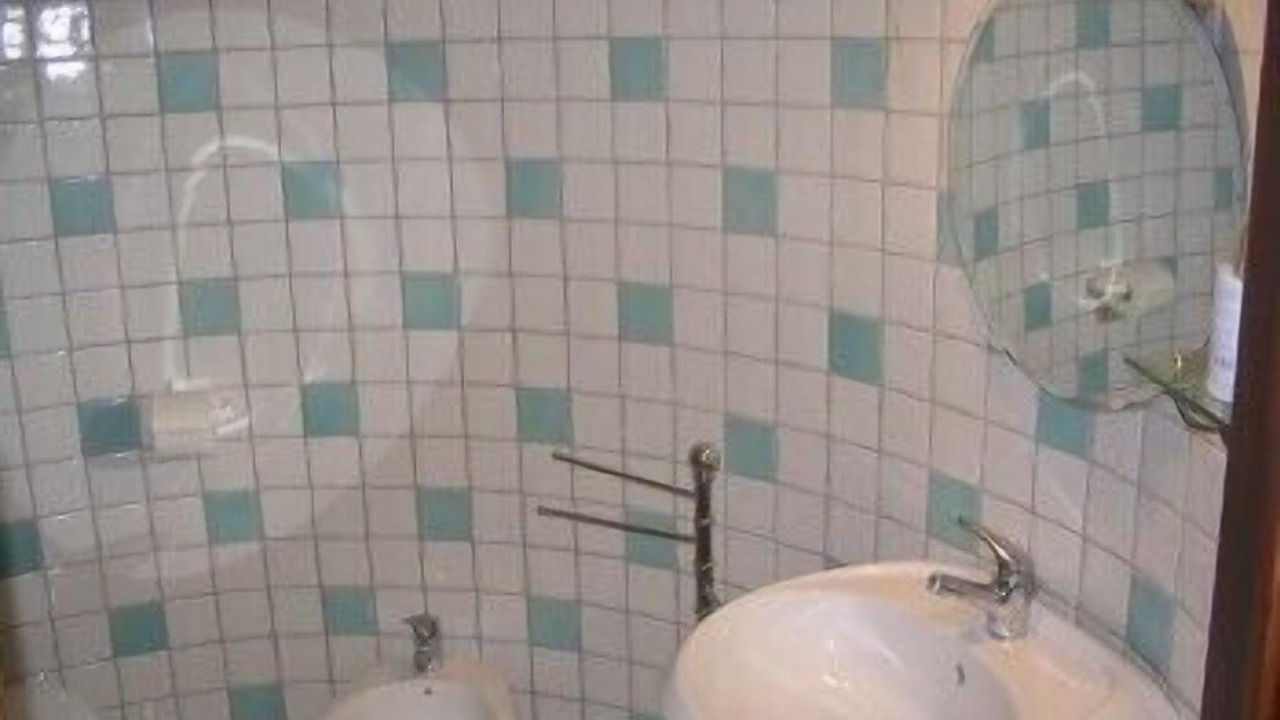 Photo of Bathroom in Sapri