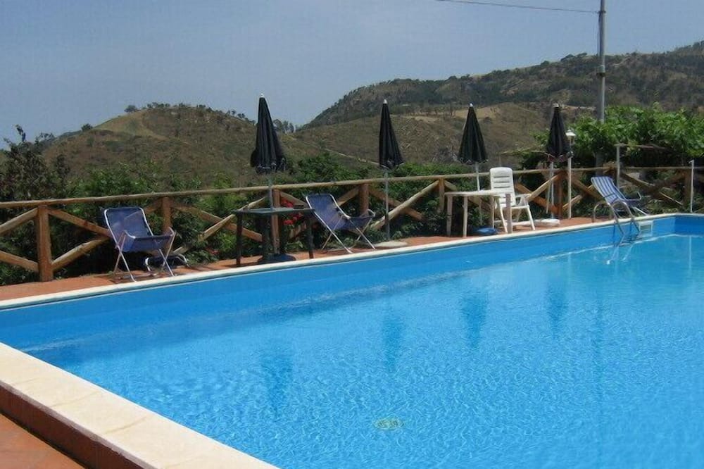Photo of Outdoor in Patti
