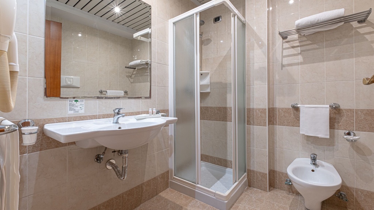 Photo of Bathroom in Epipoli