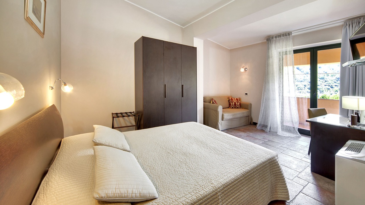 Photo of Bedroom in Mitogio
