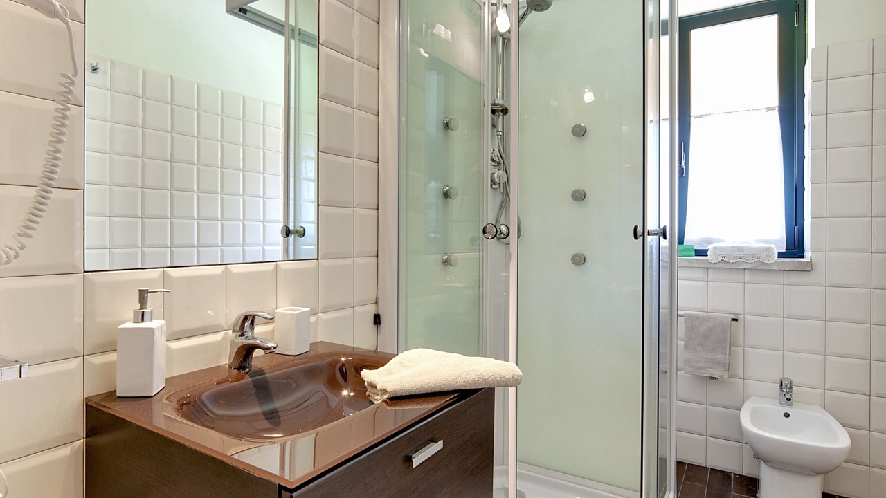 Photo of Bathroom in Mitogio
