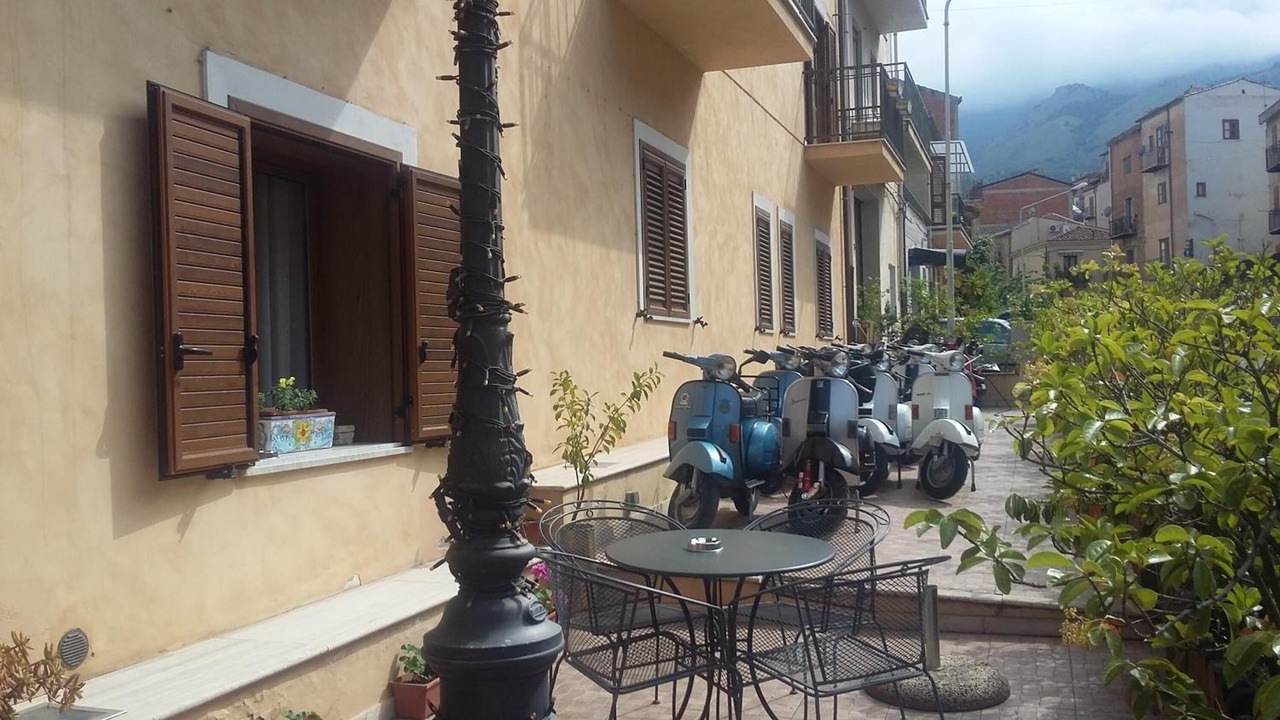 Photo of Patio Balcony in Castelbuono